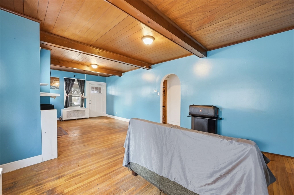 225 Osborne Terrace Springfield, MA 01104 - Photo 19 of 40