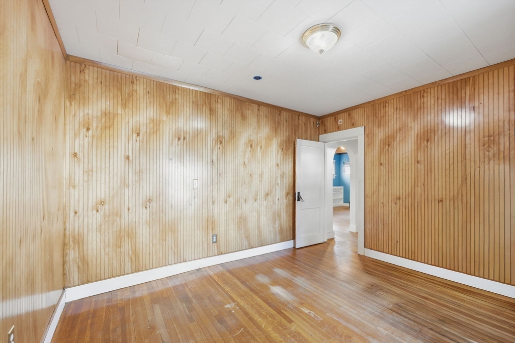225 Osborne Terrace Springfield, MA 01104 - Photo 28 of 41