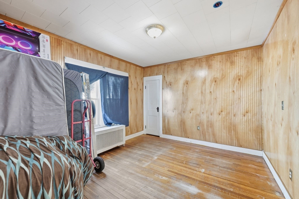 225 Osborne Terrace Springfield, MA 01104 - Photo 28 of 40