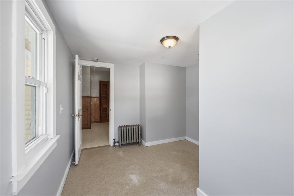 225 Osborne Terrace Springfield, MA 01104 - Photo 31 of 41