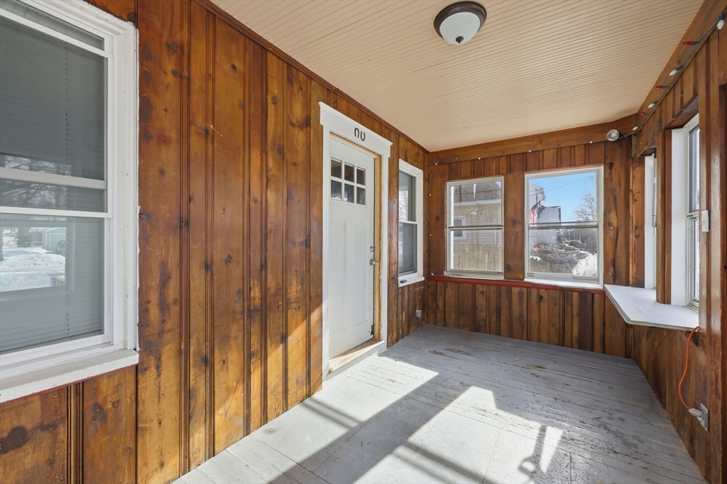 225 Osborne Terrace Springfield, MA 01104 - Photo 8 of 40