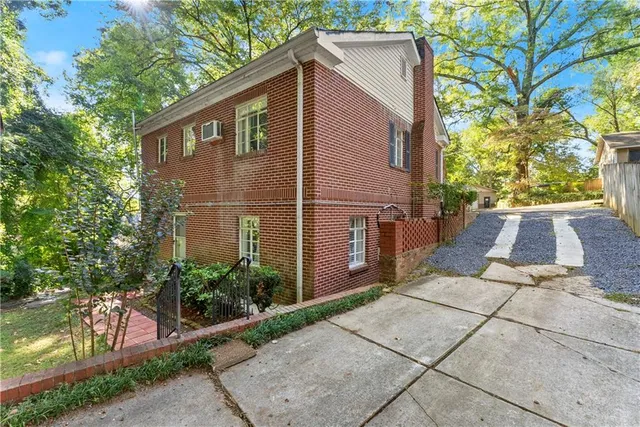 $215,000 | 2 Lindberg Drive Northeast, Rome, GA 30161