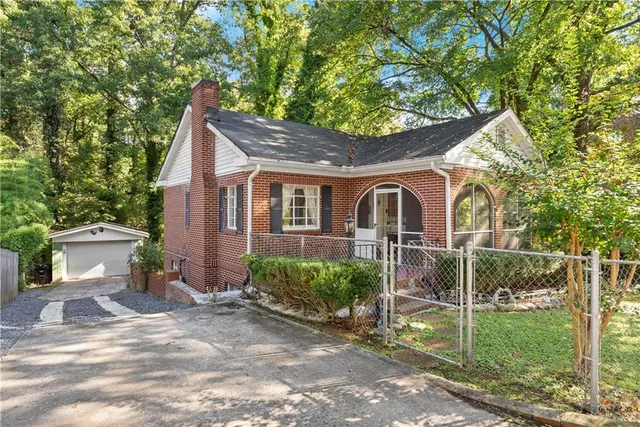 $215,000 | 2 Lindberg Drive Northeast, Rome, GA 30161