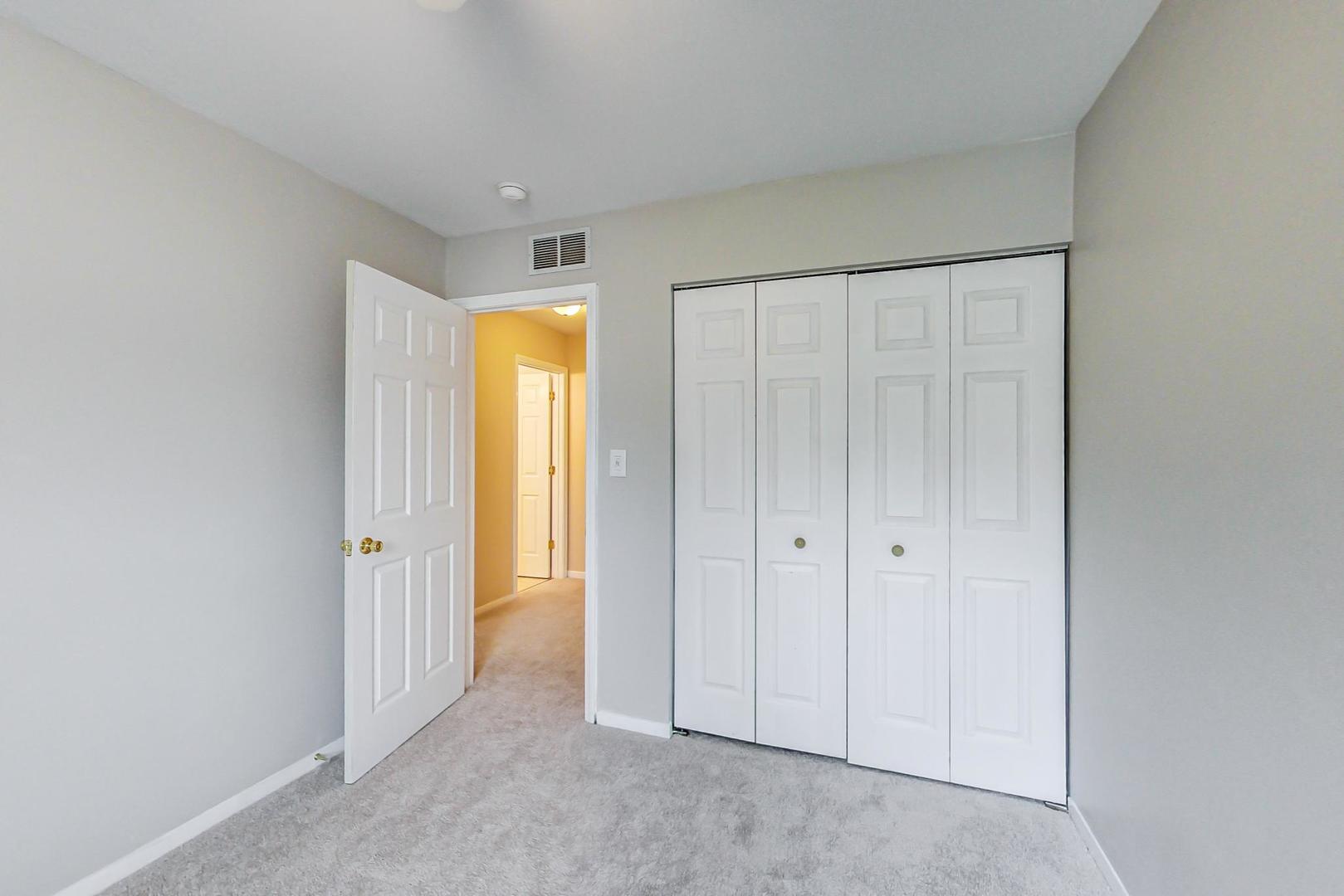 1547 North Dartmoor Avenue Palatine, IL 60067 - Photo 15 of 28