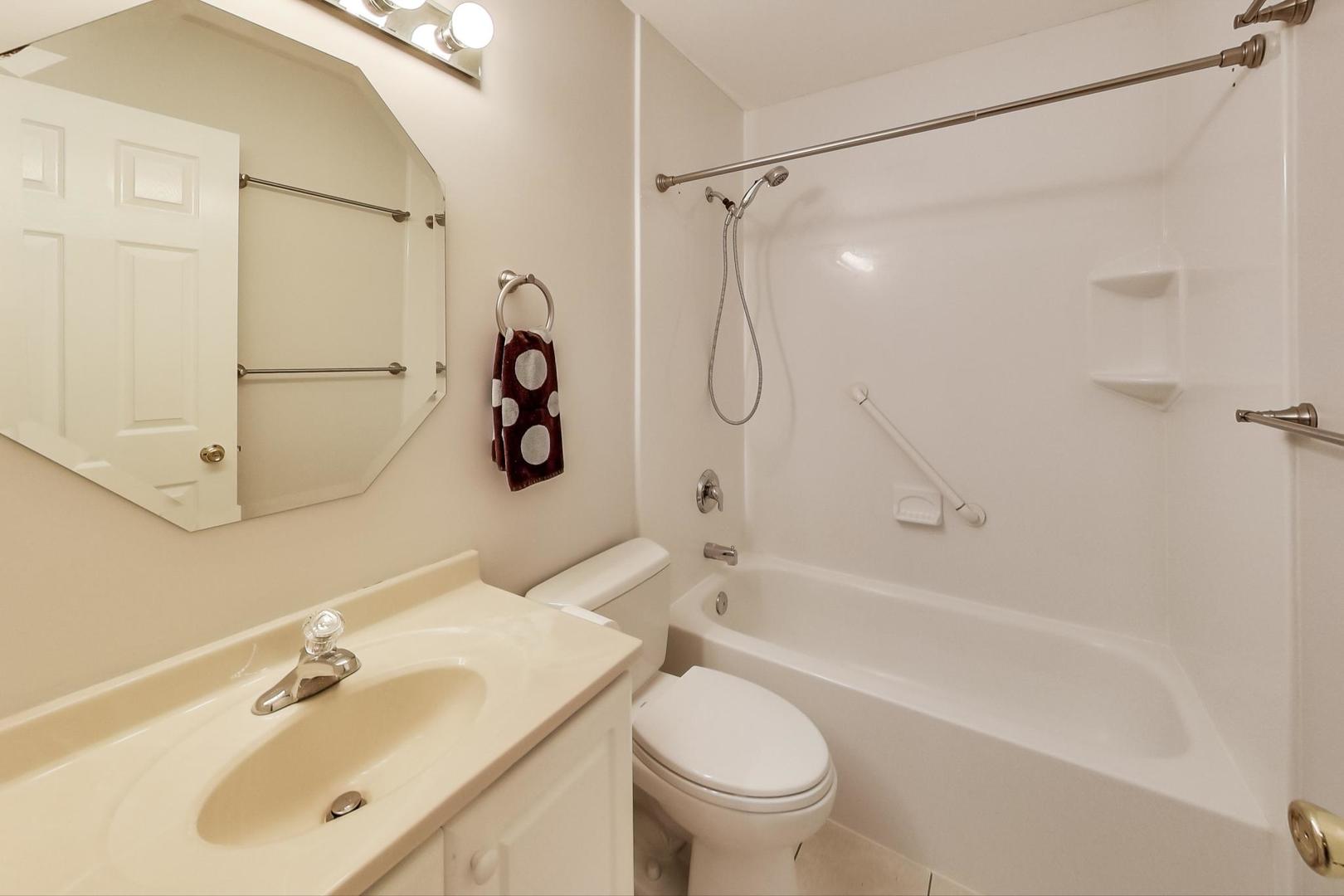 1547 North Dartmoor Avenue Palatine, IL 60067 - Photo 17 of 28