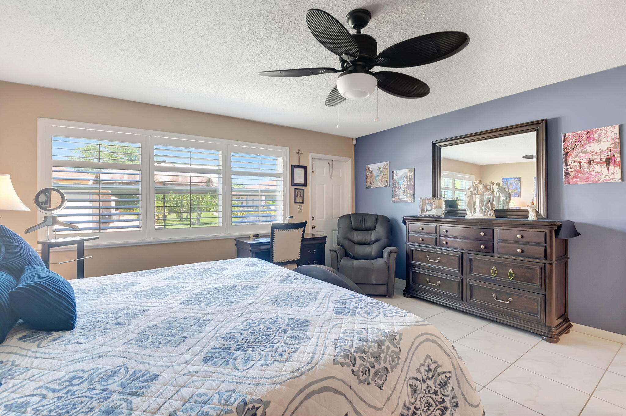 5145 Northwest 3rd Street, Unit B Delray Beach, FL 33445 - Photo 24 of 54 Backyard patio view (2)