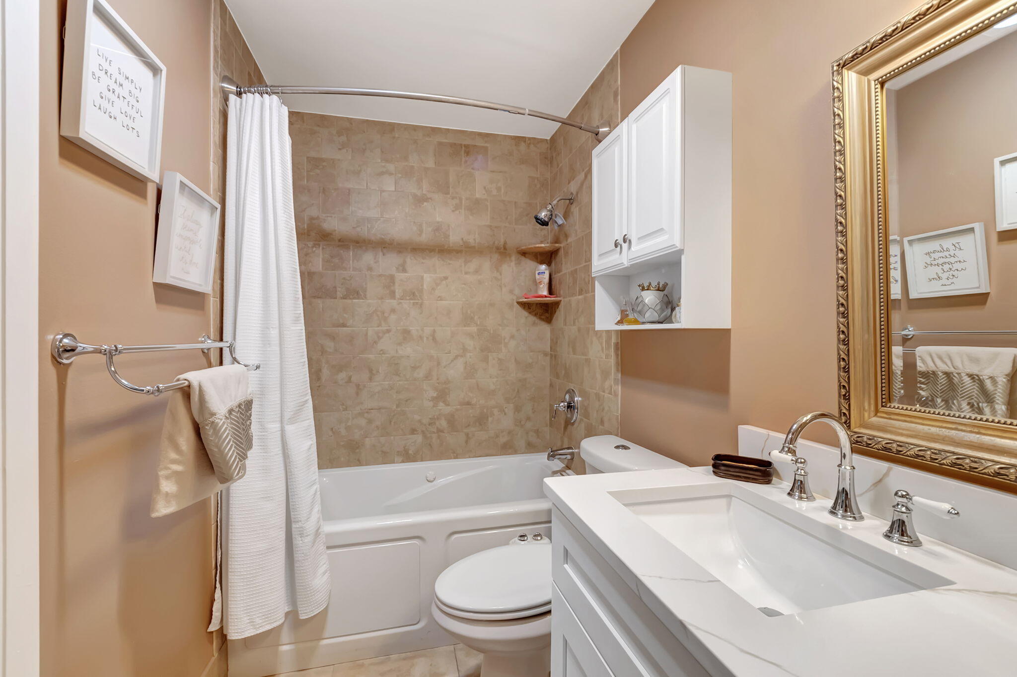 5145 Northwest 3rd Street, Unit B Delray Beach, FL 33445 - Photo 31 of 54 Remodeled master bathroom with jacuzzi t