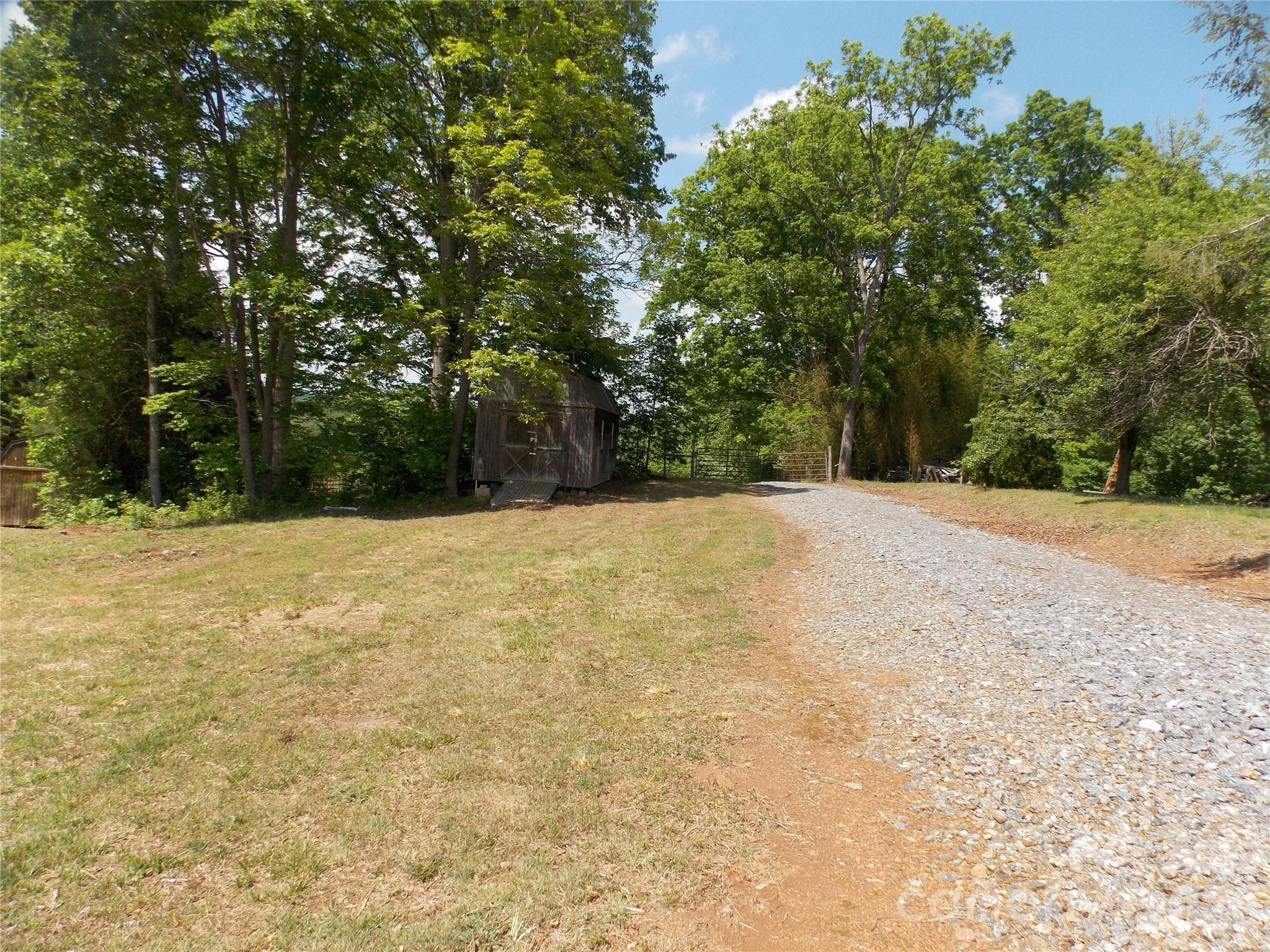 1380 May Road Granite Falls, NC 28630 - Photo 18 of 26 a view of basketball court