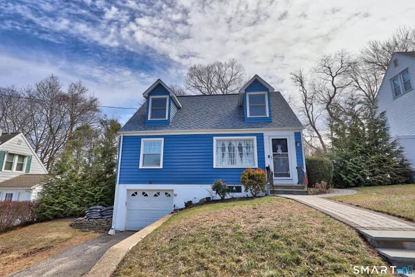 $317,500 | 50 Ferndale Avenue, Waterbury, CT 06708