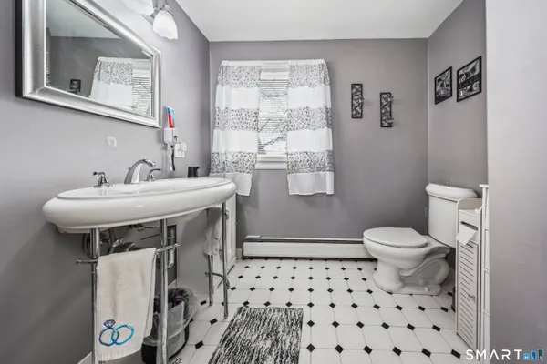 $317,500 | 50 Ferndale Avenue, Waterbury, CT 06708