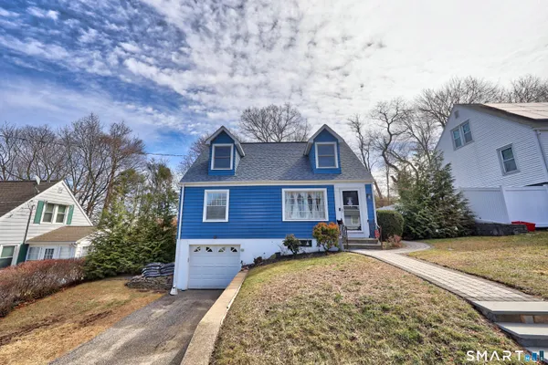 $317,500 | 50 Ferndale Avenue, Waterbury, CT 06708
