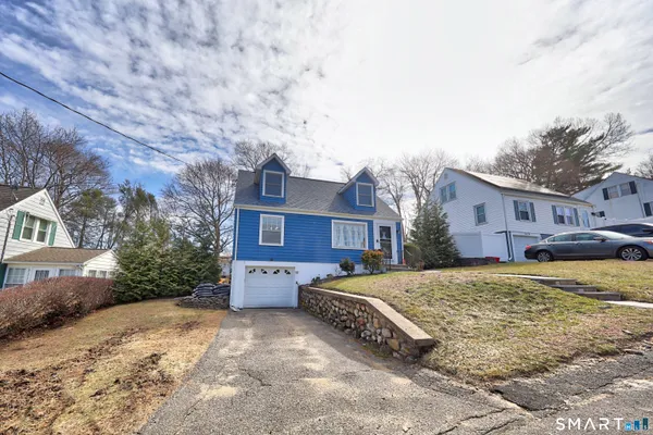 $317,500 | 50 Ferndale Avenue, Waterbury, CT 06708