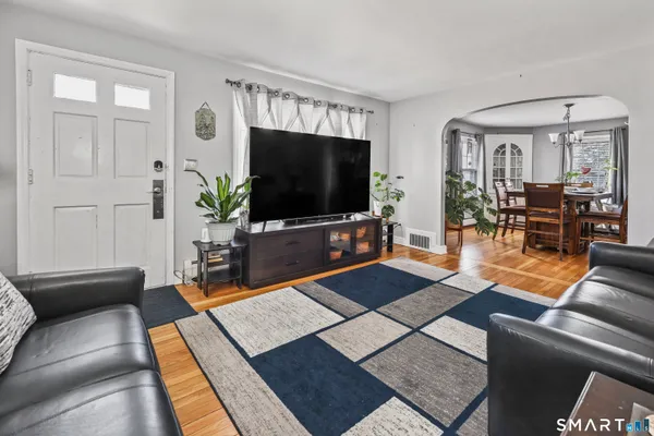 $317,500 | 50 Ferndale Avenue, Waterbury, CT 06708