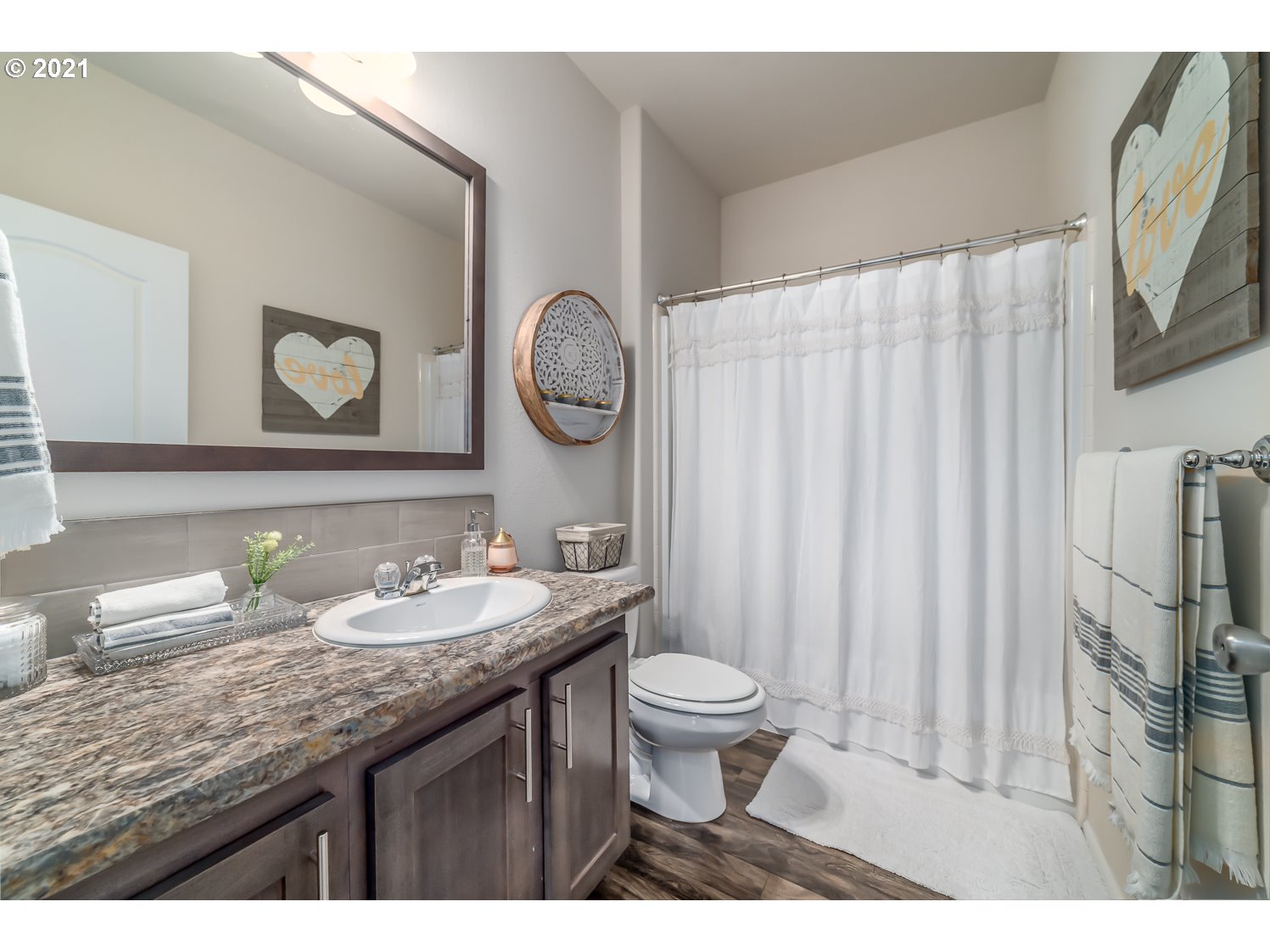26490 Crow Road Eugene, OR 97402 - Photo 22 of 32 Gallery Image 22