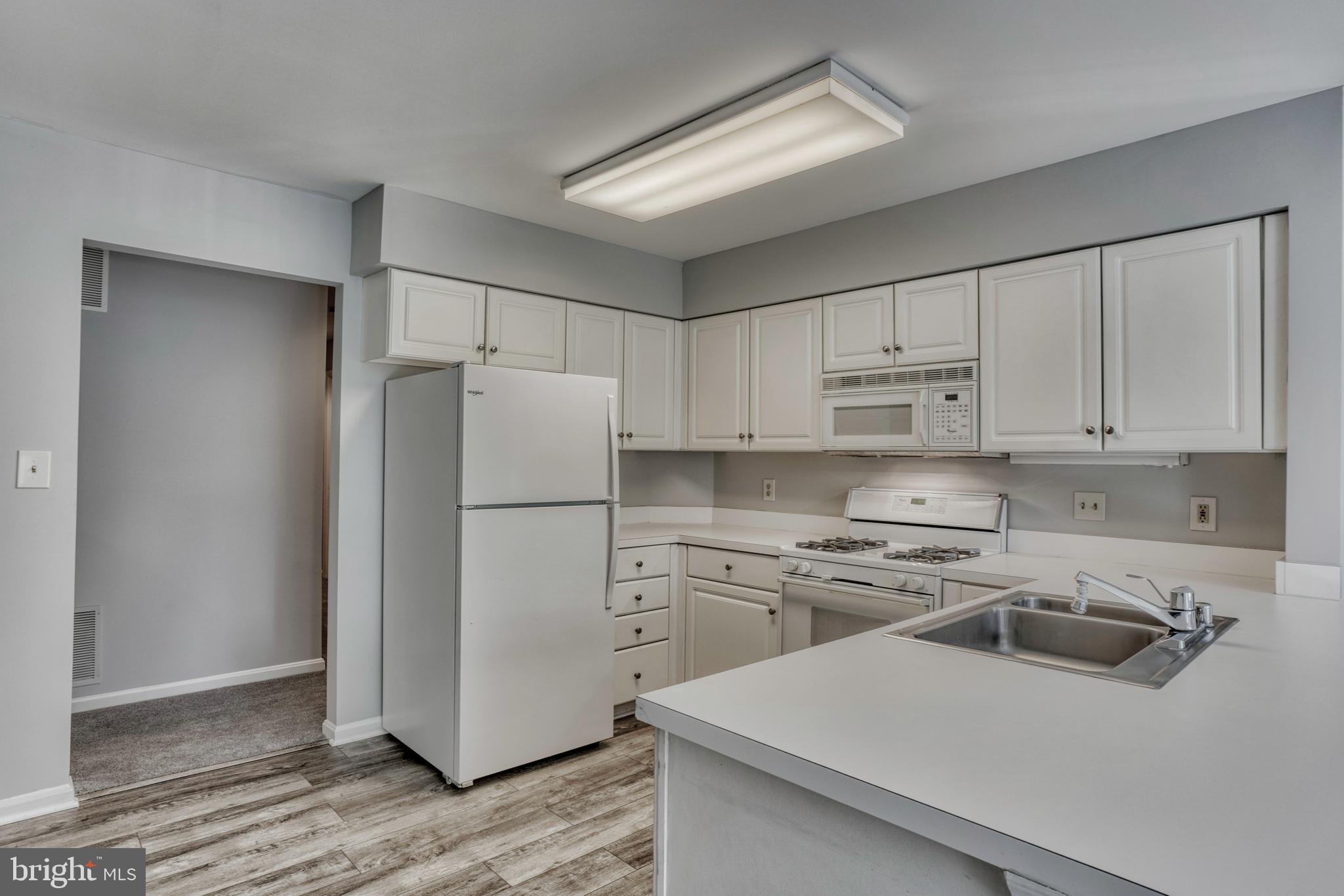 408 Kilree Road, Unit 202 Lutherville-Timonium, MD 21093 - Photo 8 of 33 A lot of cooking space. Bring recipes!