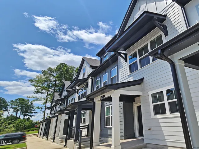 $325,000 | 8611 Brushfoot Way, Unit 107, Raleigh, NC 27616