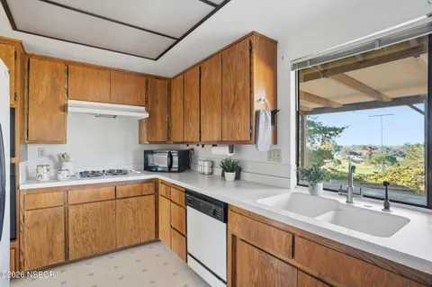 $899,000 | 649 Burning Tree Way, Lompoc, CA 93436