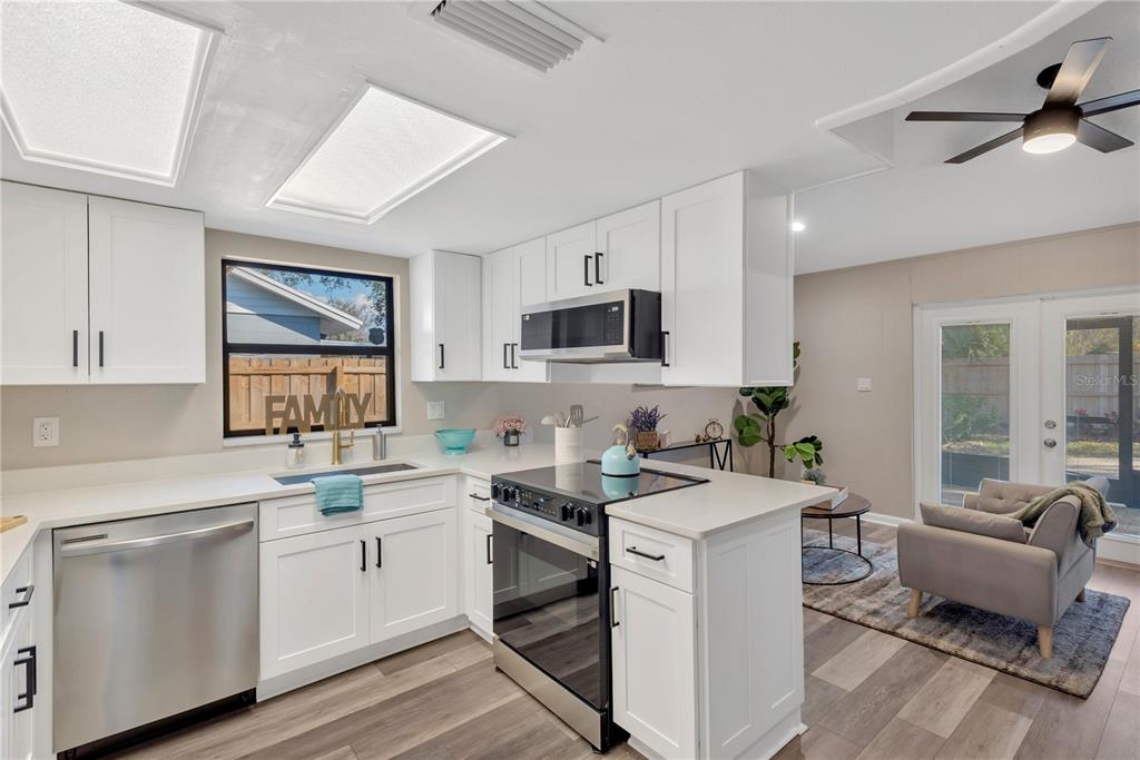 3727 Coppertree Circle Brandon, FL 33511 - Photo 5 of 33