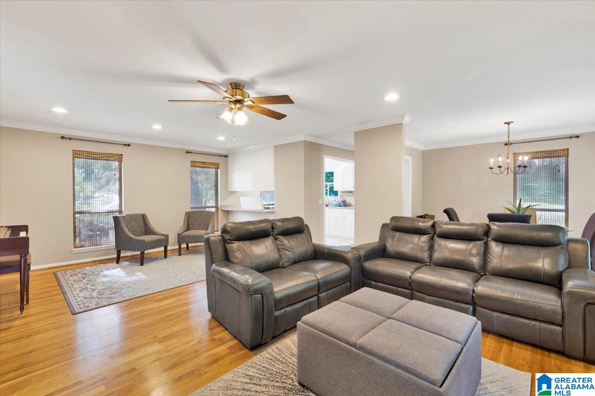 3301 Sunniroc Road Birmingham, AL 35210 - Photo 12 of 41