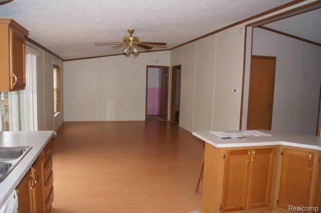 1598 Hendrie Road Metamora, MI 48455 - Photo 6 of 16 DSC00849.JPG