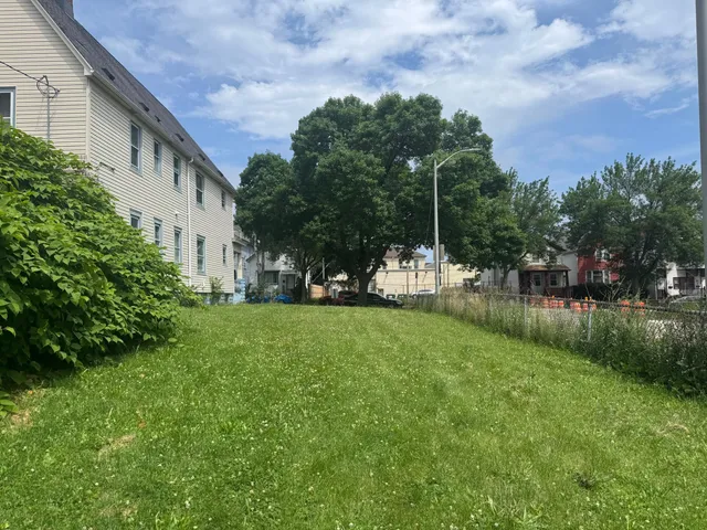 $6,000 | 535 North 28th Street, Milwaukee, WI 53208