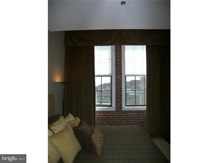 315 New Street, Unit 521 Philadelphia, PA 19106 - Photo 15 of 19