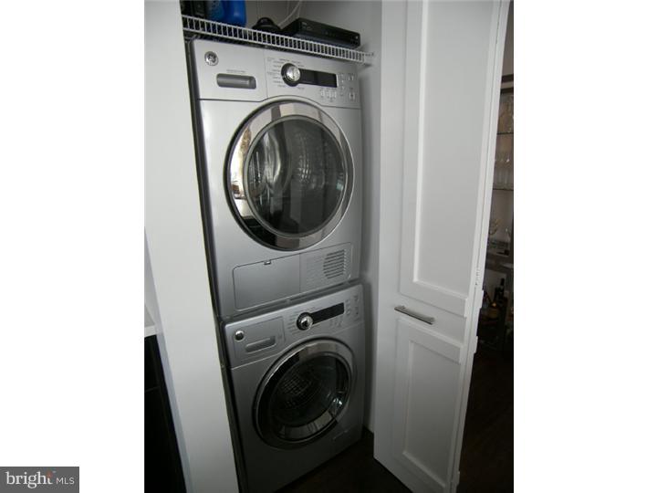 315 New Street, Unit 521 Philadelphia, PA 19106 - Photo 19 of 19