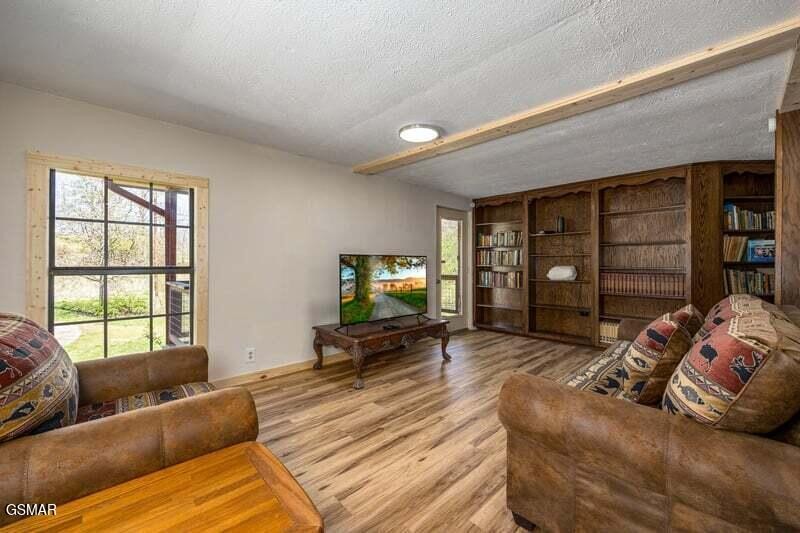 565 Sugar Loaf Road Seymour, TN 37865 - Photo 8 of 35 Gallery Image 8