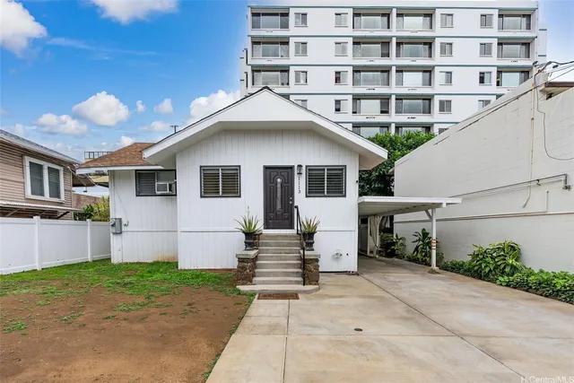$1,290,000 | 1113 Villa Lane, Honolulu, HI 96826