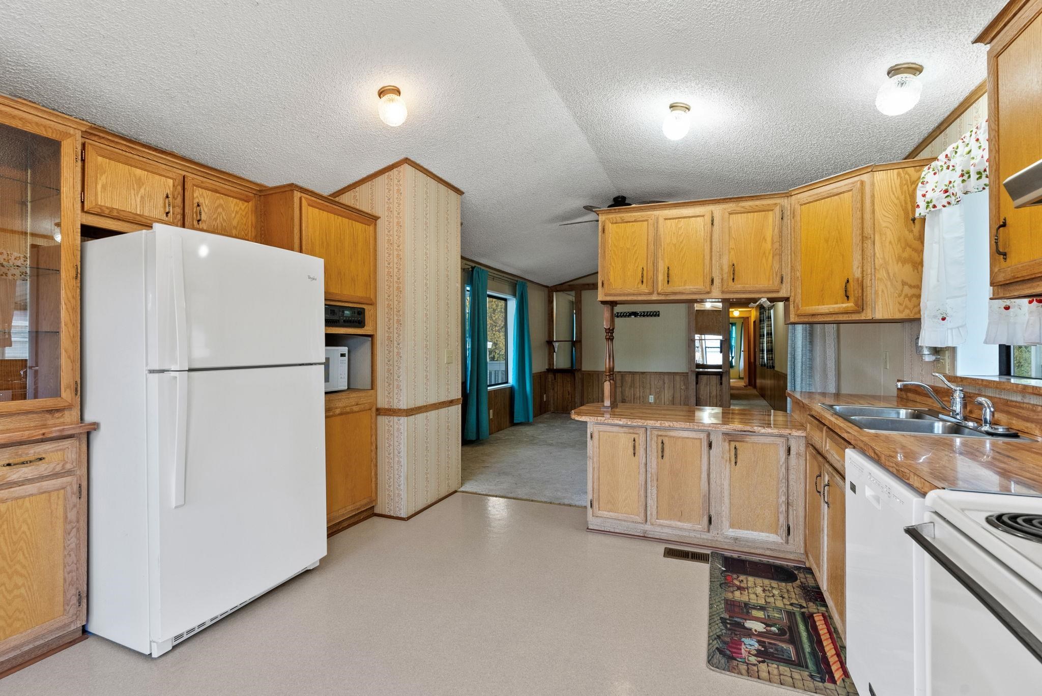 4112 East Center Road Mead, WA 99021 - Photo 17 of 29 Gallery Image 17