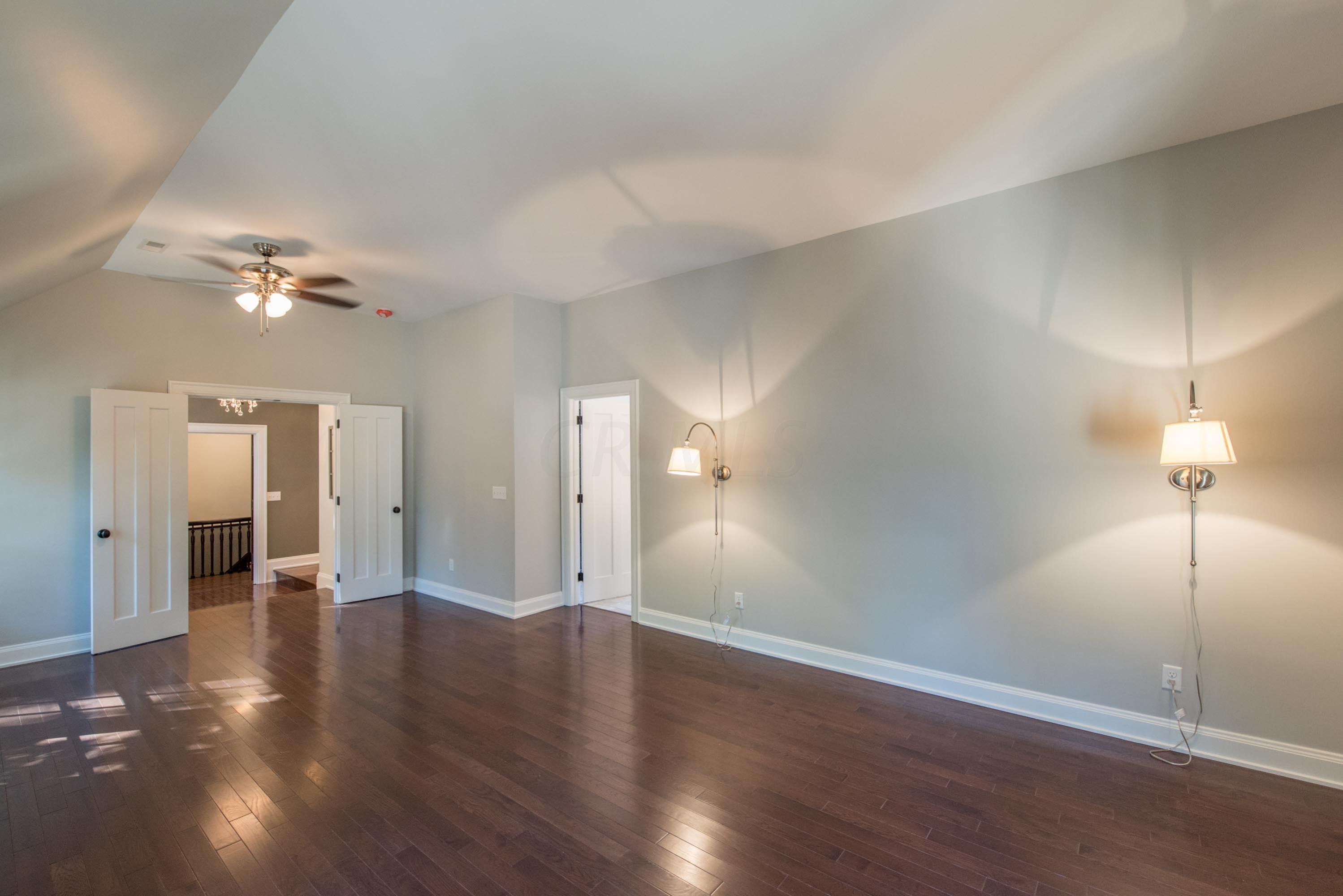 2270 Bryden Road Columbus, OH 43209 - Photo 36 of 45 Gallery Image 36