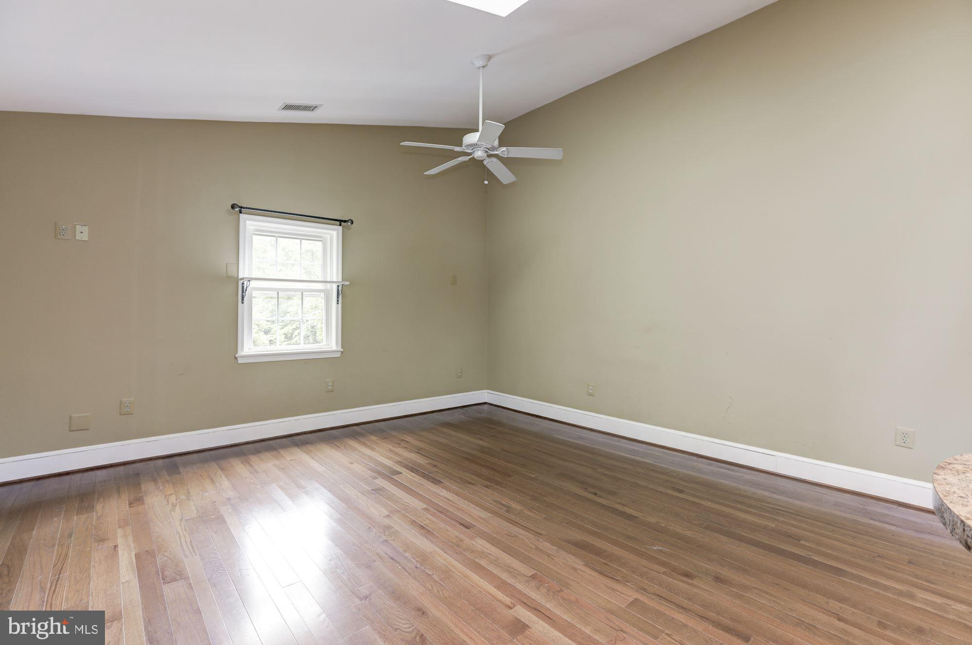 11277 Waples Mill Road Oakton, VA 22124 - Photo 50 of 76 Gallery Image 50