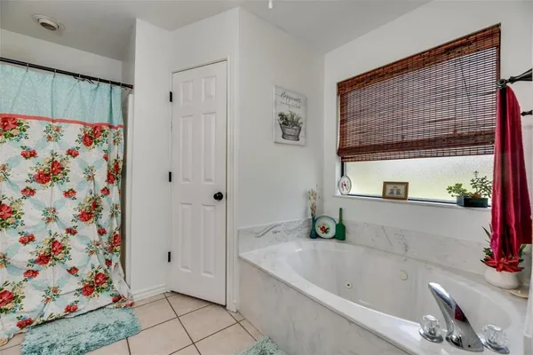$330,000 | 579 South Hitt Street, Boyd, TX 76023