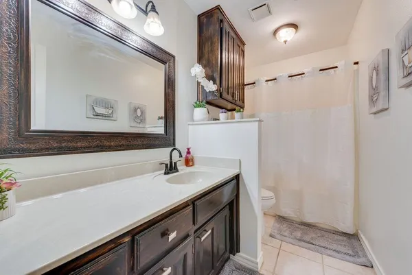 $330,000 | 579 South Hitt Street, Boyd, TX 76023