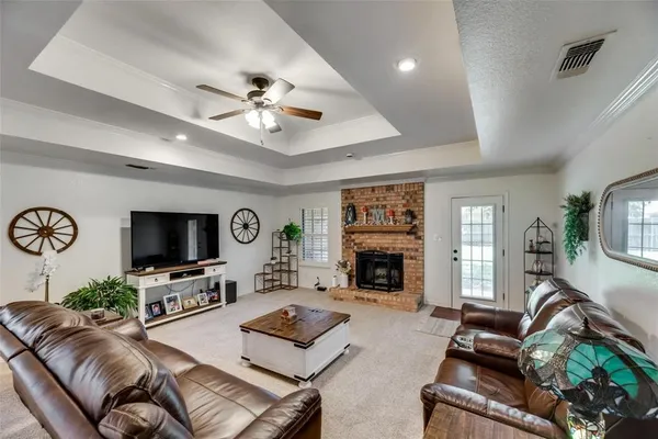 $330,000 | 579 South Hitt Street, Boyd, TX 76023