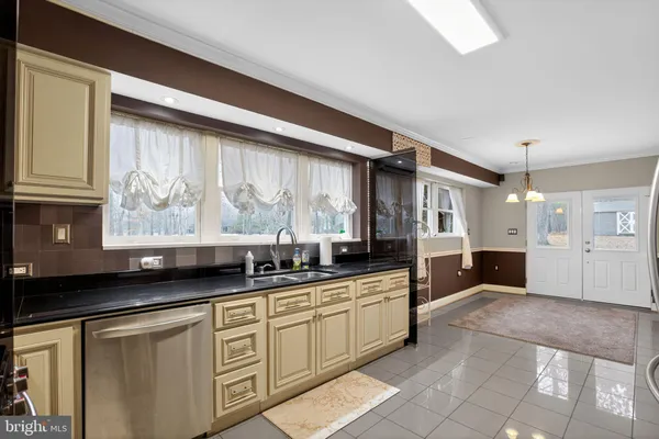 $2,800 | 6605 Ellenwood Drive, La Plata, MD 20646