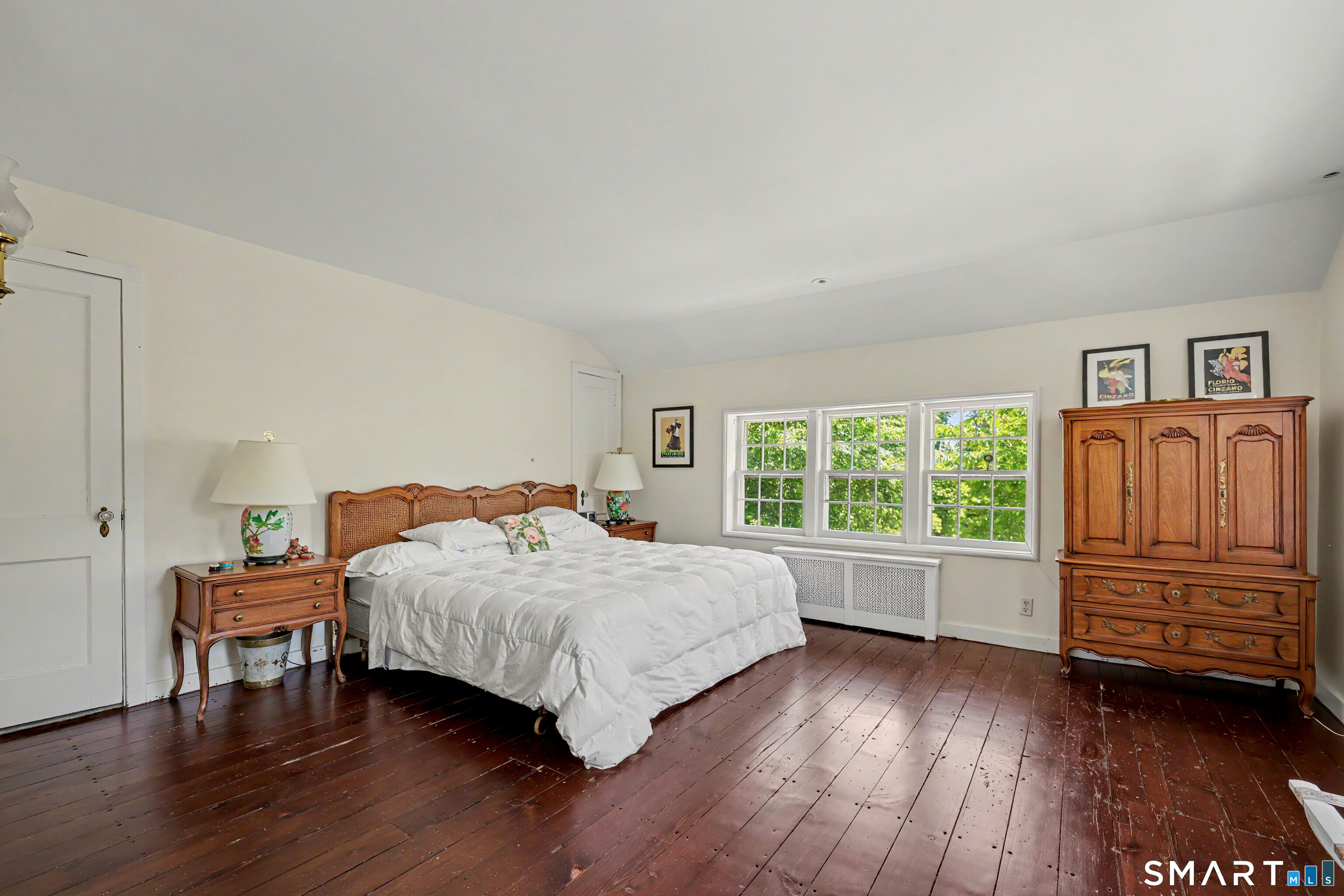 406 Harbor Road Fairfield, CT 06890 - Photo 21 of 38
