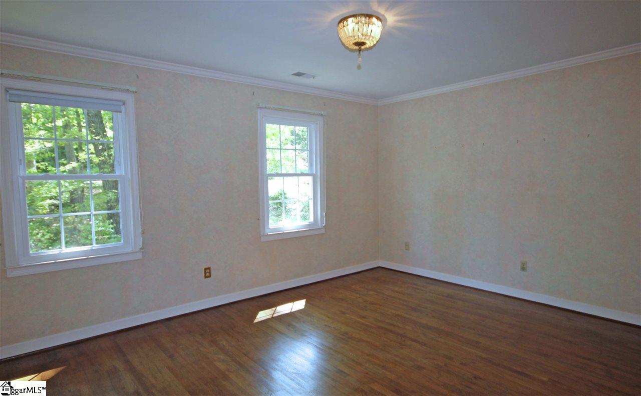 2030 Cleveland St Extension Greenville, SC 29607 - Photo 13 of 18 Gallery Image 13