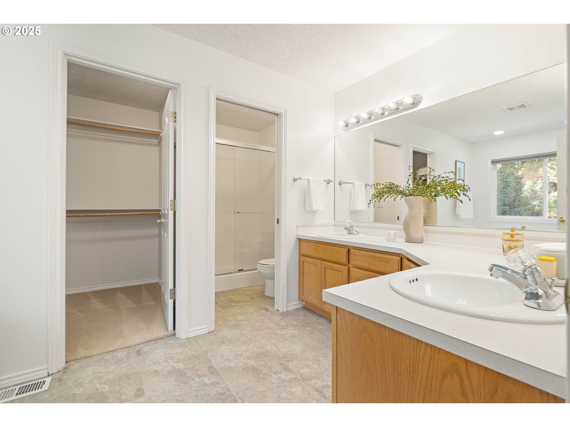 1356 Southeast Larch Way Gresham, OR 97080 - Photo 25 of 41 a bathroom with a sink double vanity and a mirror