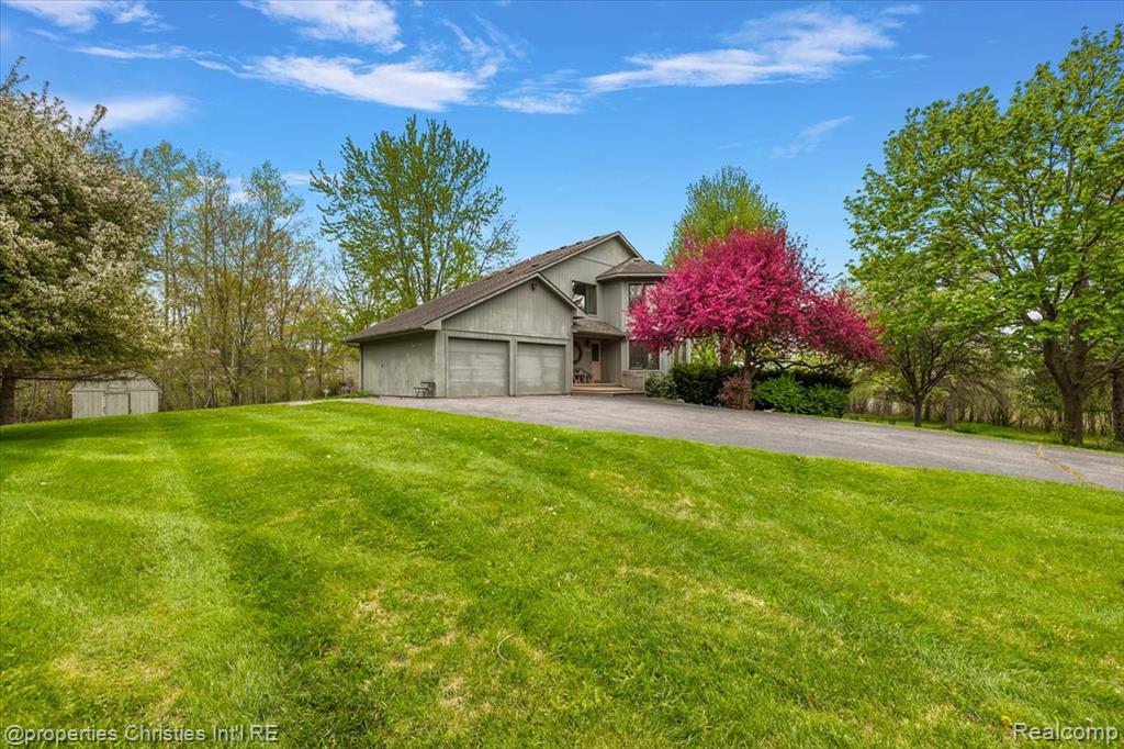 6175 Tripp Road Holly, MI 48442 - Photo 4 of 63