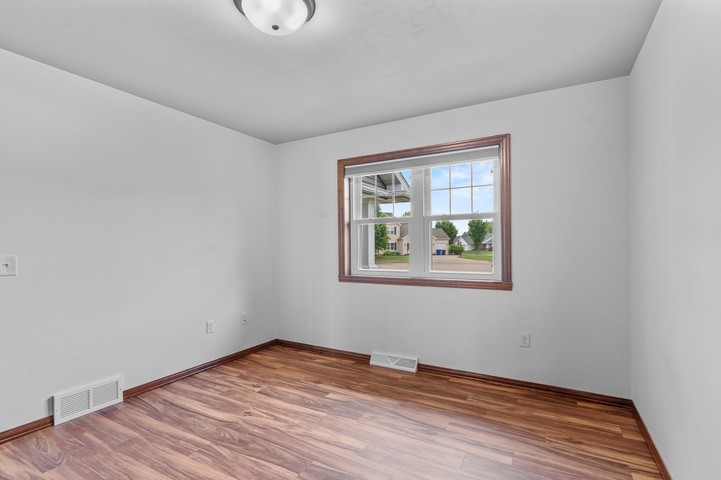 5111 North Gala Court Appleton, WI 54913 - Photo 23 of 43