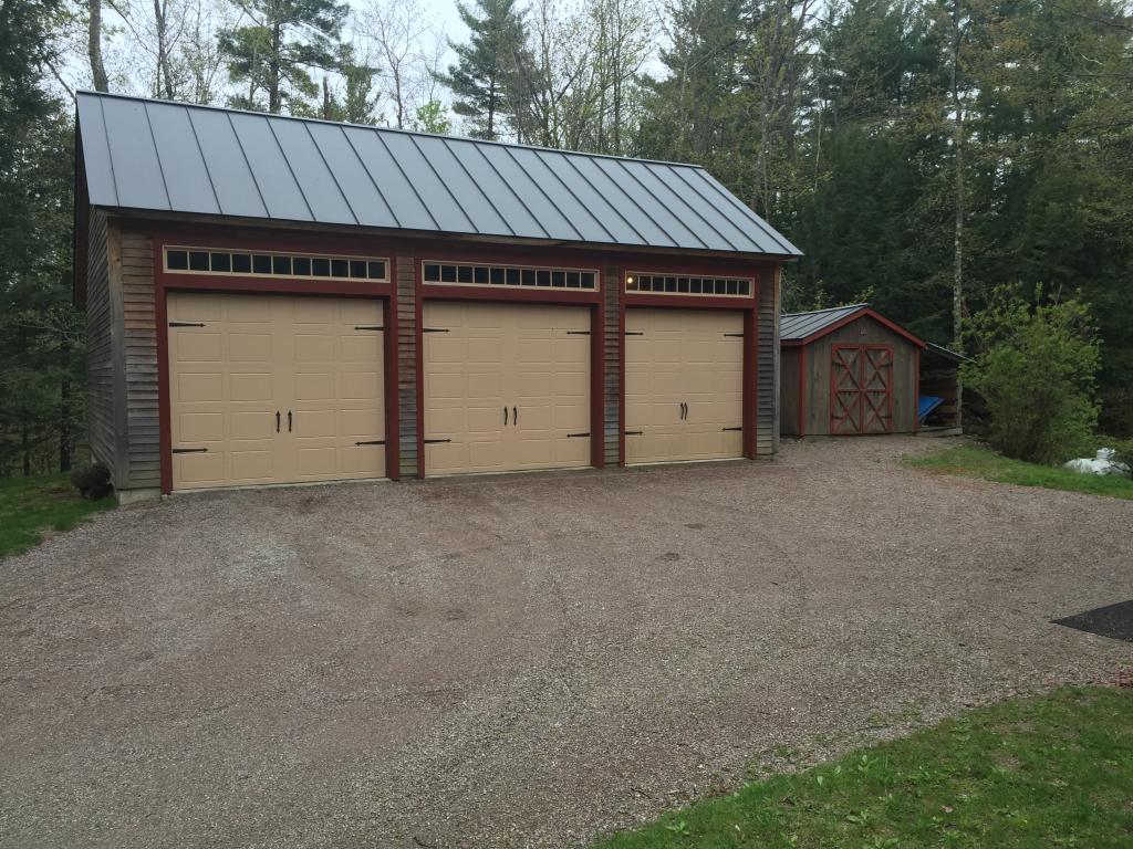 1613 Stage Road Richmond, VT 05477 - Photo 3 of 24