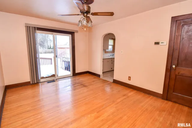 $162,000 | 1005 Peoria Street, Washington, IL 61571