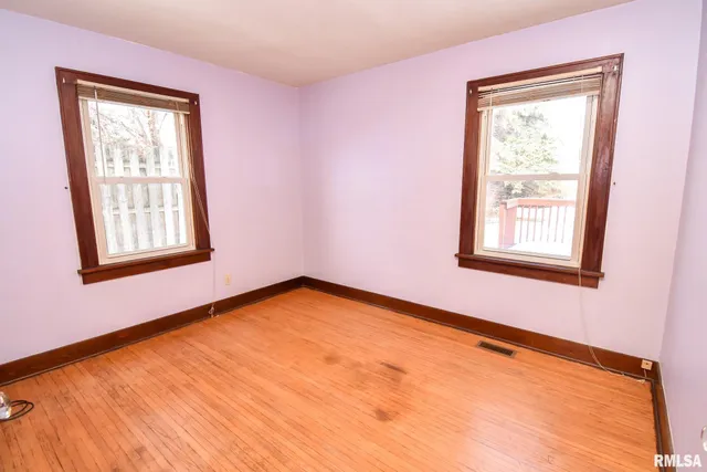 $162,000 | 1005 Peoria Street, Washington, IL 61571