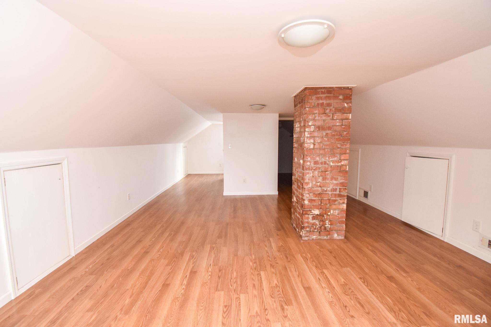 1005 Peoria Street Washington, IL 61571 - Photo 32 of 40