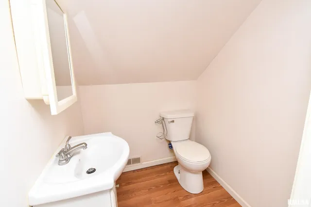 $162,000 | 1005 Peoria Street, Washington, IL 61571