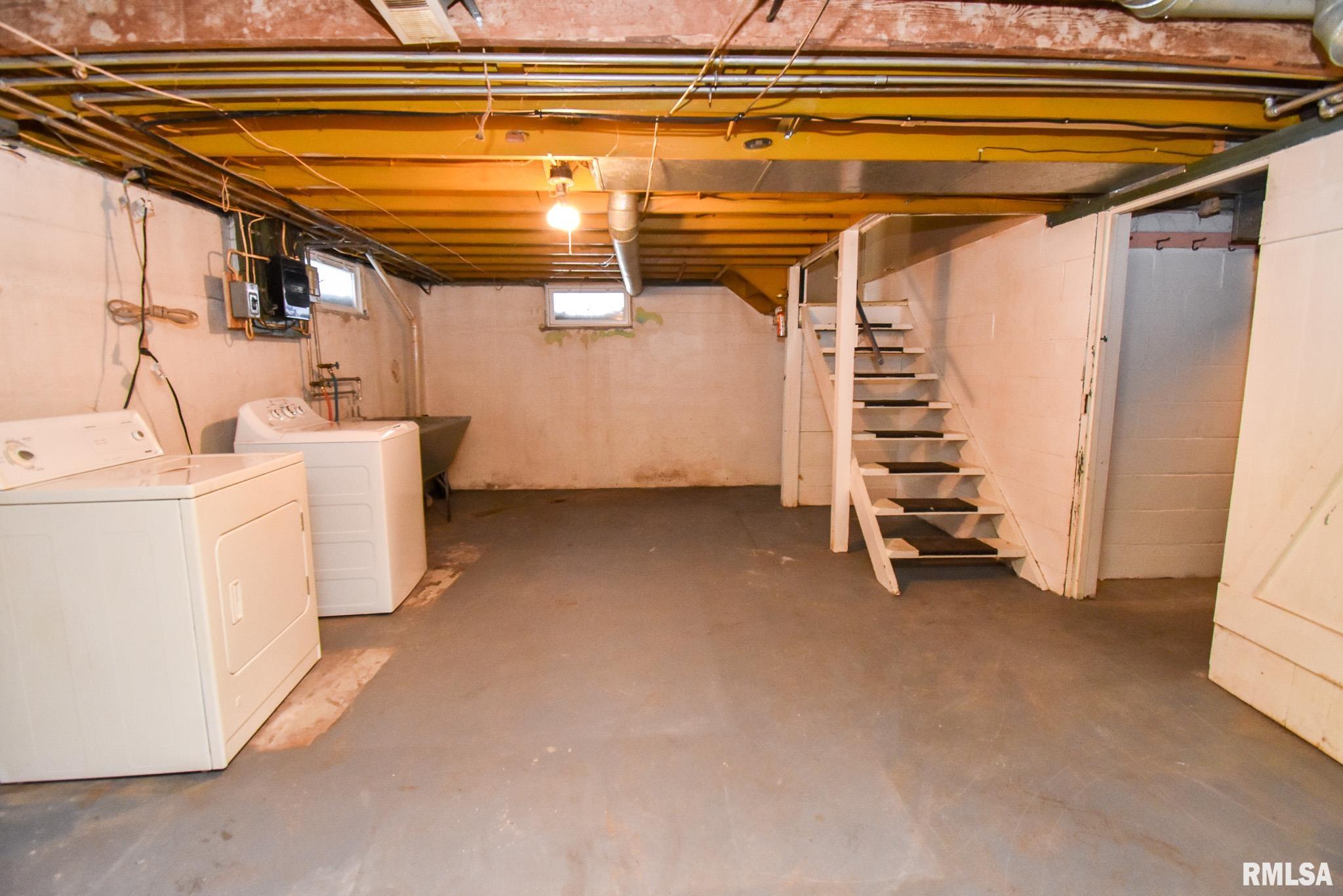 1005 Peoria Street Washington, IL 61571 - Photo 34 of 40