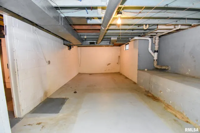 $162,000 | 1005 Peoria Street, Washington, IL 61571