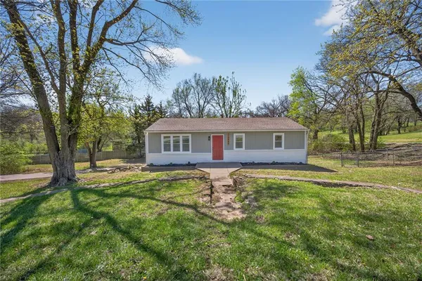 $250,000 | 12000 East 75th Street, Raytown, MO 64138
