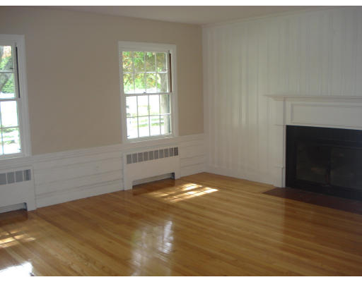 15 Clay Spring Road Cohasset, MA 02025 - Photo 4 of 12 Gallery Image 4